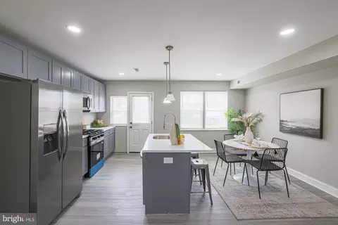 Entry Way - 4534 Finney Ave, Baltimore, MD 21215 photo 8 of 11
