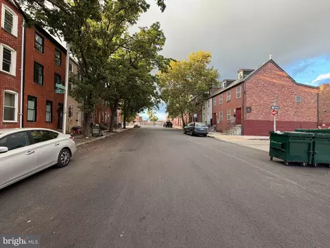 Exterior - 108 N Poppleton St, Baltimore, MD 21201 photo 5 of 6