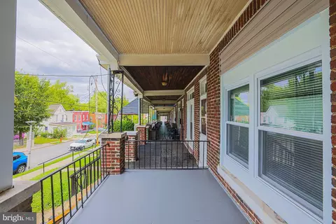 Exterior - 123 S Monastery Ave, Baltimore, MD 21229 photo 7 of 10