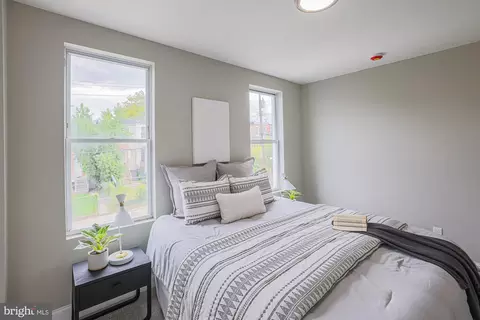 Bedroom - 123 S Monastery Ave, Baltimore, MD 21229 photo 3 of 7