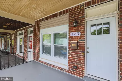 Exterior - 123 S Monastery Ave, Baltimore, MD 21229 photo 6 of 10