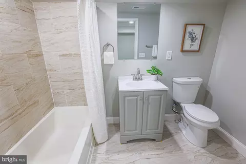 Bath - 123 S Monastery Ave, Baltimore, MD 21229 photo 1 of 5
