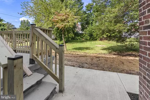 Exterior - 5906 Ayleshire Rd, Baltimore, MD 21239 photo 3 of 6
