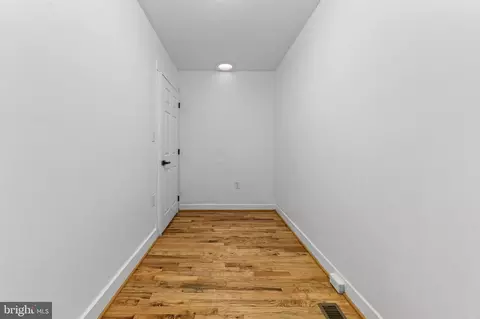 Entry Way - 914 N Milton Ave, Baltimore, MD 21205 photo 2 of 2