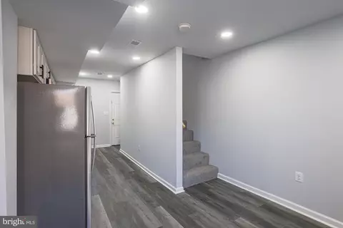 Entry Way - 1318 N Spring St, Baltimore, MD 21213 photo 3 of 14