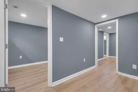 Entry Way - 4113 Grace Ct, Baltimore, MD 21226 photo 5 of 7