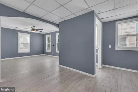 Living - 4113 Grace Ct, Baltimore, MD 21226 photo 4 of 4