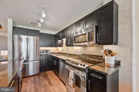 Kitchen - 1200 Steuart St #327, Baltimore, MD 21230 photo 7 of 7