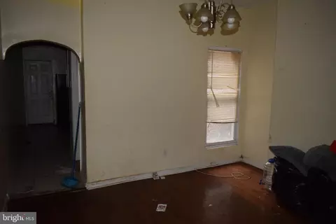 Entry Way - 1726 Appleton St, Baltimore, MD 21217 photo 3 of 6