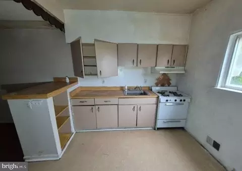 Other - 1832 Hope St, Baltimore, MD 21202 photo 2 of 11
