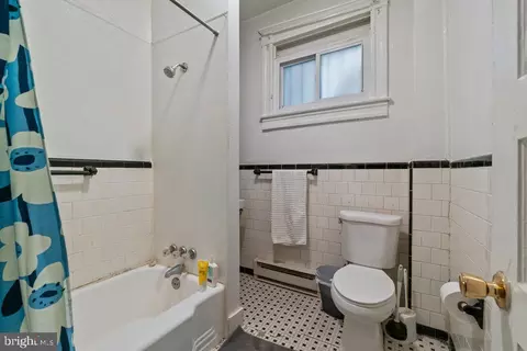 Bath - 2841 N Calvert St, Baltimore, MD 21218 photo 2 of 4