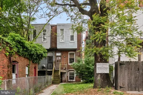 Exterior - 2841 N Calvert St, Baltimore, MD 21218 photo 4 of 5