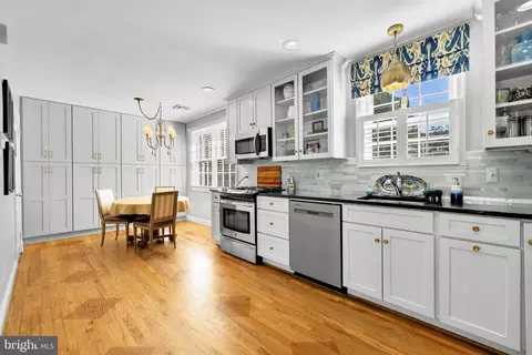 Kitchen - 1 St Georges Rd, Baltimore, MD 21210 photo 1 of 4