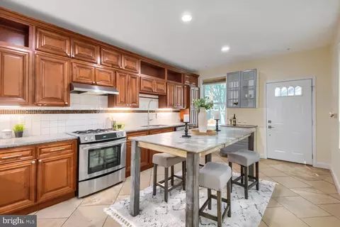 Kitchen - 841 Washington Blvd, Baltimore, MD 21230 photo 3 of 3