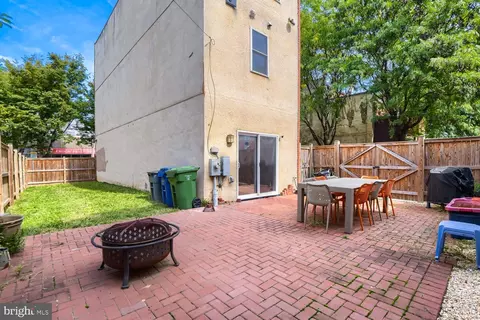 Exterior - 841 Washington Blvd, Baltimore, MD 21230 photo 2 of 5