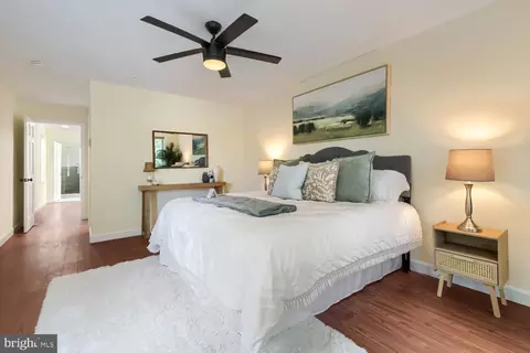 Bedroom - 841 Washington Blvd, Baltimore, MD 21230 photo 2 of 2