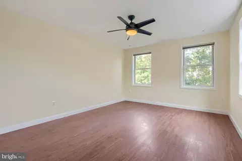 Living - 841 Washington Blvd, Baltimore, MD 21230 photo 1 of 1