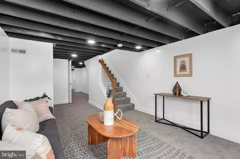 Entry Way - 1747 N Milton Ave, Baltimore, MD 21213 photo 6 of 9