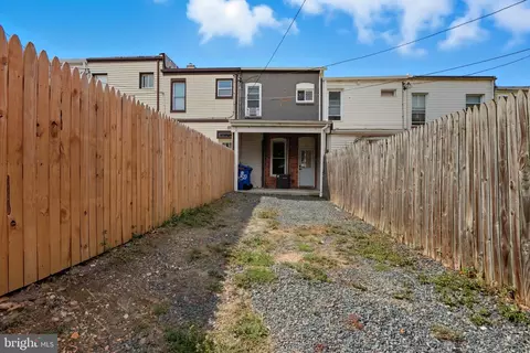 Exterior - 4327 Falls Rd, Baltimore, MD 21211 photo 3 of 5