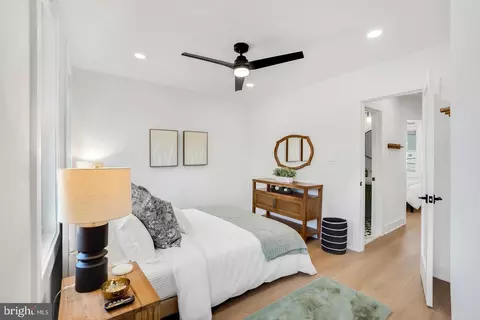 Bedroom - 1237 Hull St #1237, Baltimore, MD 21230 photo 3 of 6