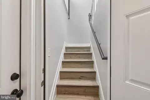 Entry Way - 808 Jack St, Baltimore, MD 21225 photo 6 of 11