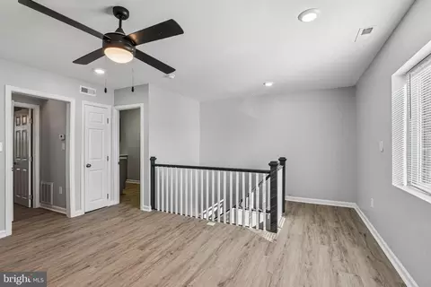 Entry Way - 808 Jack St, Baltimore, MD 21225 photo 8 of 11