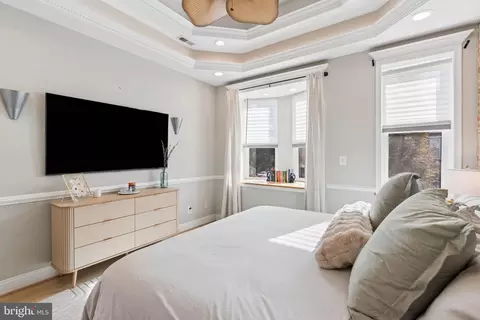 Bedroom - 640 E Fort Ave, Baltimore, MD 21230 photo 1 of 6