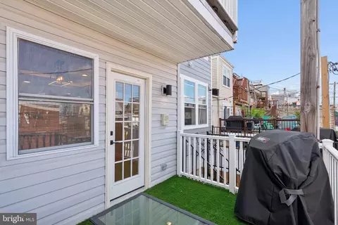 Exterior - 640 E Fort Ave, Baltimore, MD 21230 photo 3 of 6