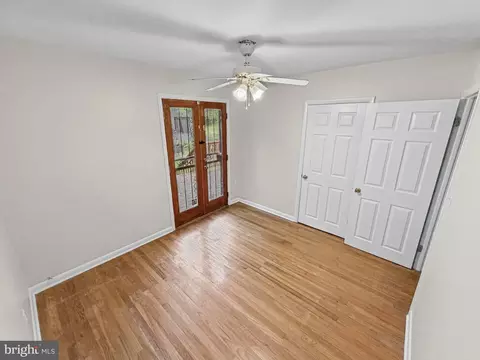 Bedroom - 4610 Schley Ave, Baltimore, MD 21206 photo 5 of 9