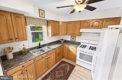 Kitchen - 4610 Schley Ave, Baltimore, MD 21206 photo 1 of 3