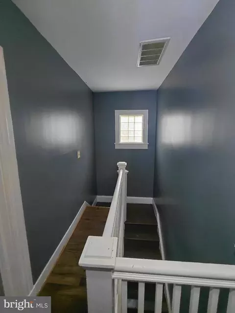 Entry Way - 3718 Boarman Ave, Baltimore, MD 21215 photo 2 of 5