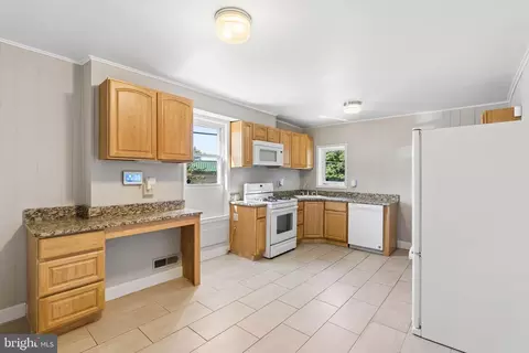 Kitchen - 1012 W 41 Street St, Baltimore, MD 21211 photo 2 of 3