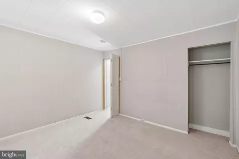 Bedroom - 1012 W 41 Street St, Baltimore, MD 21211 photo 2 of 2
