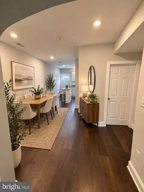 Entry Way - 2730 Ashland Ave, Baltimore, MD 21205 photo 1 of 3