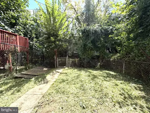 Exterior - 2811 Ulman Ave, Baltimore, MD 21215 photo 3 of 3
