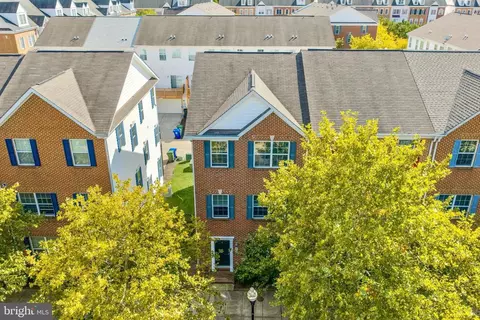 View/Area - 815 Mchenry St, Baltimore, MD 21230 photo 1 of 6