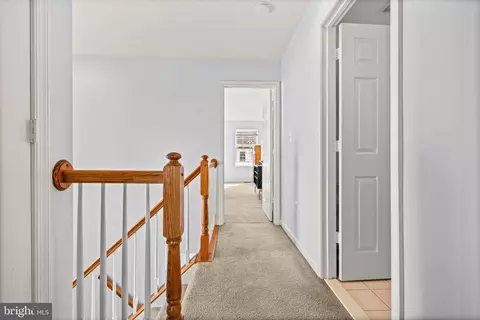 Entry Way - 815 Mchenry St, Baltimore, MD 21230 photo 3 of 4