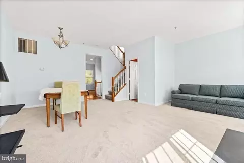Living - 815 Mchenry St, Baltimore, MD 21230 photo 4 of 4
