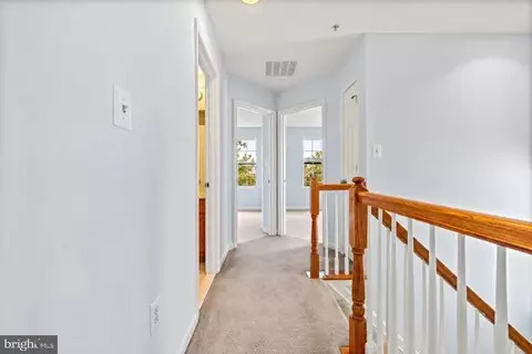 Entry Way - 815 Mchenry St, Baltimore, MD 21230 photo 2 of 4