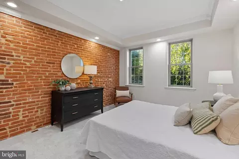 Bedroom - 2521 Eastern Ave, Baltimore, MD 21224 photo 1 of 4