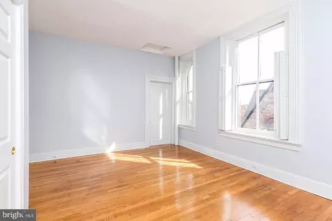 Bedroom - 1700 Park Ave, Baltimore, MD 21217 photo 4 of 7