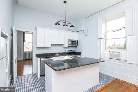Kitchen - 1700 Park Ave, Baltimore, MD 21217 photo 4 of 8