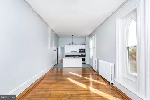 Living - 1700 Park Ave, Baltimore, MD 21217 photo 7 of 15