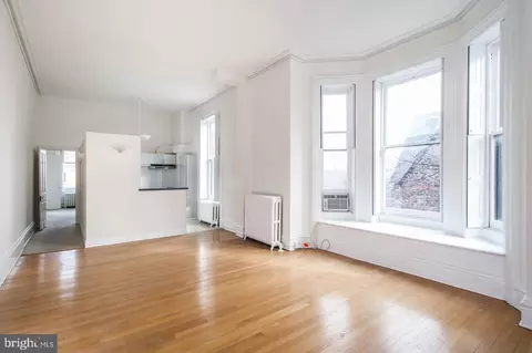 Living - 1700 Park Ave, Baltimore, MD 21217 photo 13 of 15
