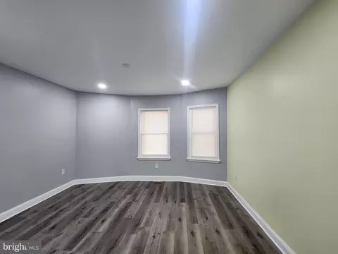 Living - 3606 W Rogers Ave, Baltimore, MD 21215 photo 3 of 4