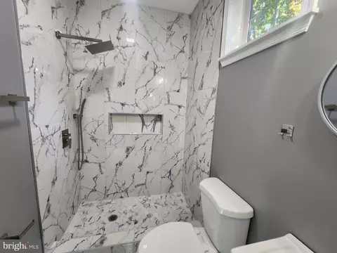 Bath - 3606 W Rogers Ave, Baltimore, MD 21215 photo 1 of 6