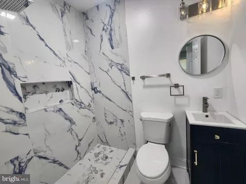 Bath - 3606 W Rogers Ave, Baltimore, MD 21215 photo 5 of 6