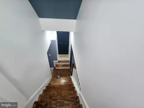 Entry Way - 3606 W Rogers Ave, Baltimore, MD 21215 photo 5 of 14