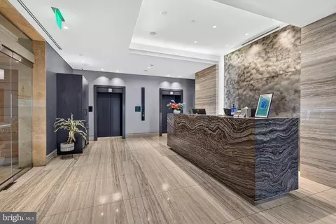 Entry Way - 300 International Dr #1908, Baltimore, MD 21202 photo 4 of 4