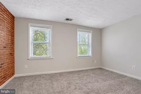 Bedroom - 2214 Fleet St, Baltimore, MD 21231 photo 1 of 8